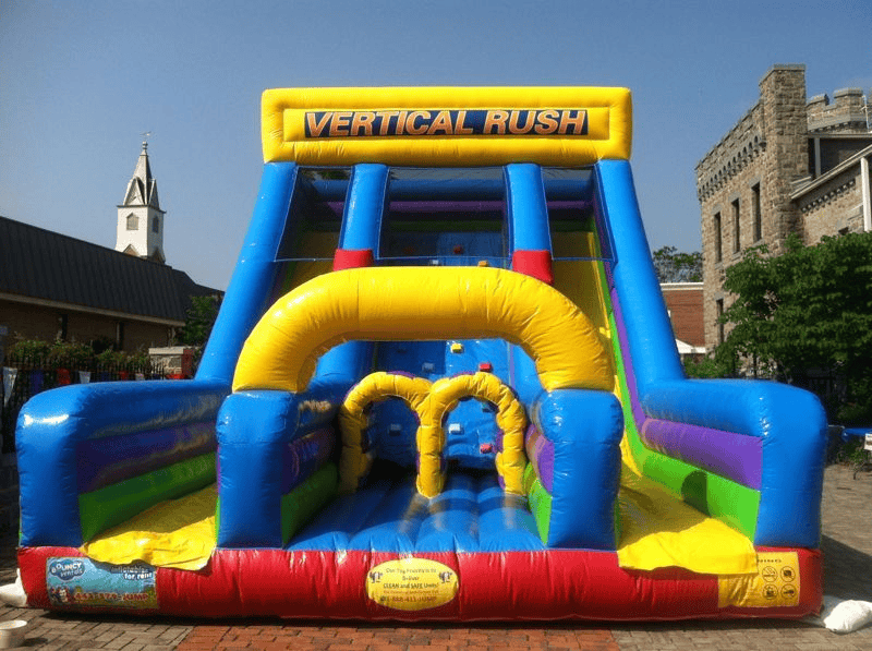 Vertical Rush Inflatable Obstacle Course #D43
