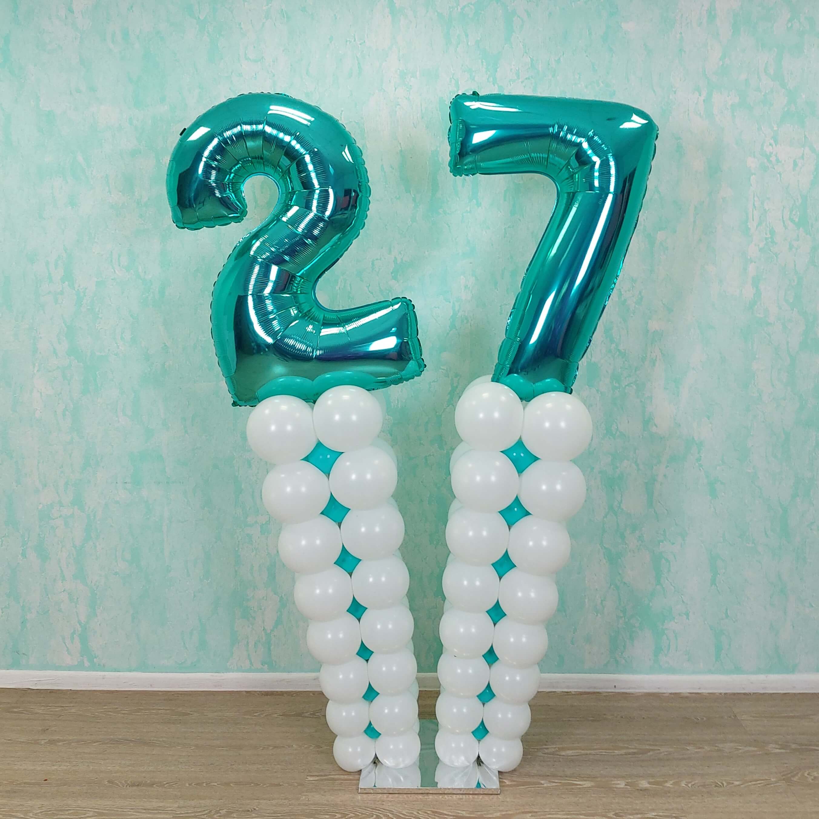 5.5 ft Tower with Foil Number Topper