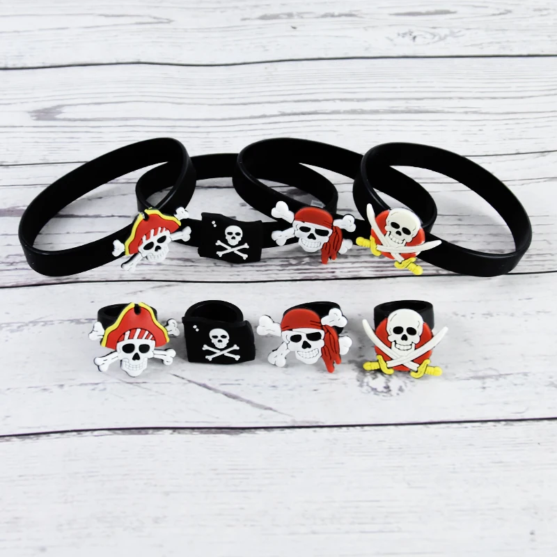 4/8Pcs Pirate Bracelets Rubber Wristband Skull Rin